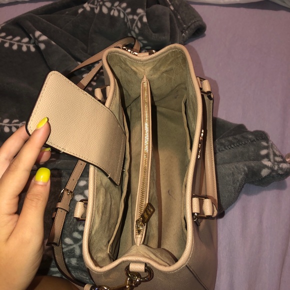 Coach handbag - Picture 3 of 3